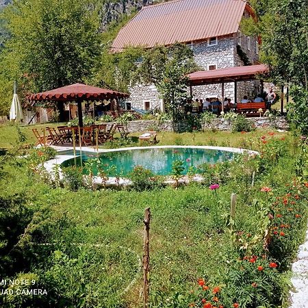 Bjeshkeza Bujtina Hotel Nderlysaj Exterior photo
